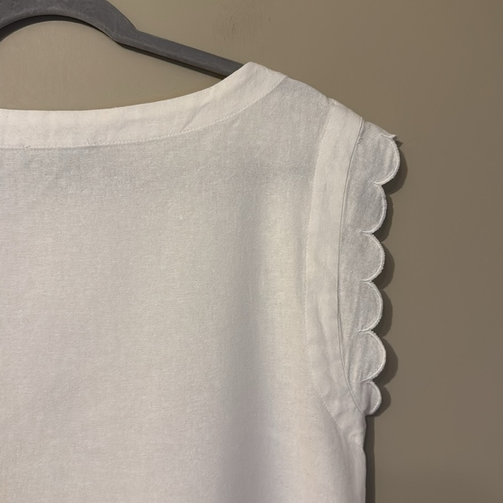 NWT- Ellen Tracy Scalloped Crop Tank, white, size small - Picture 9 of 10